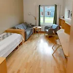 Unicare Hotel *