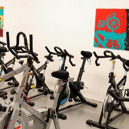 Unicare فندق روروس