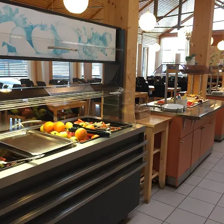 Unicare فندق روروس